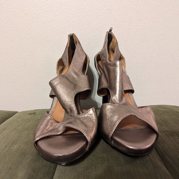 Sofft Pavia Bootie Heels Metallic Anthracite Leather 11 - Picture 2 of 12